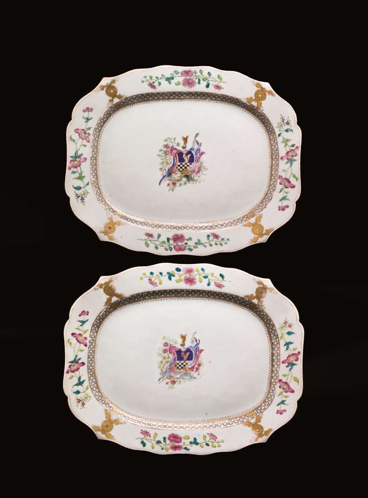 Pair of chinese export armorial meat dishes